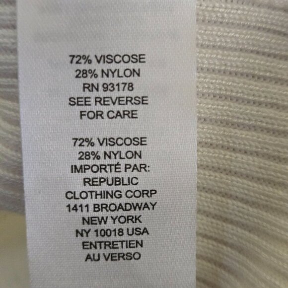 T Tahari NWT Ivory Gold Studded Ribbed Mock Neck Sleeveless Top Size XS - Picture 6 of 6